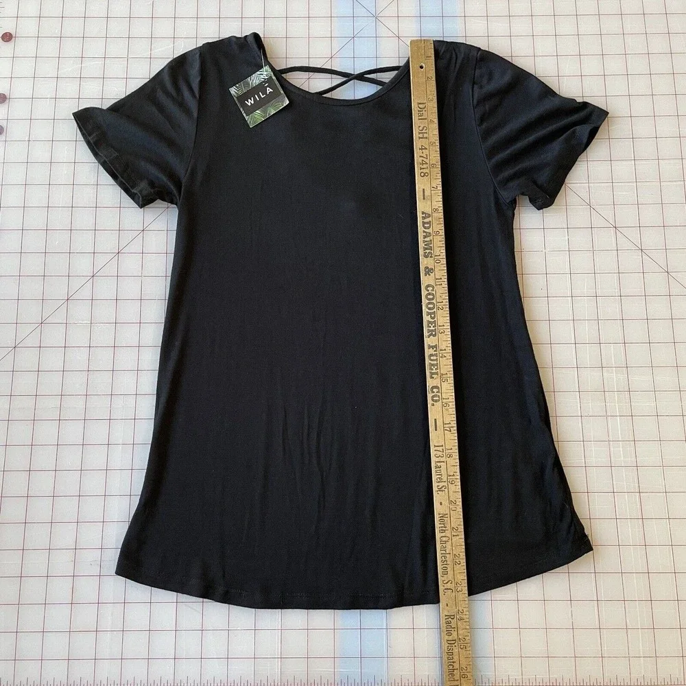Active USA Womens Small Black Criss Cross Cut Out On Back T-Shirt Short‎ Sleeve - Picture 8 of 8